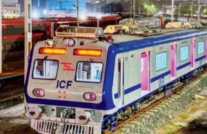 मुंबई लोकलमध्ये अधिक AC गाड्या – चांगली बातमी, पण सगळ्यांसाठीच का?